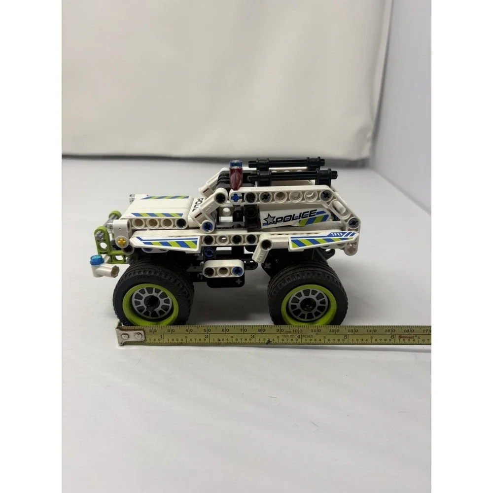 LEGO Technic Police Interceptor - 42027 Retired Pullback Working As Is